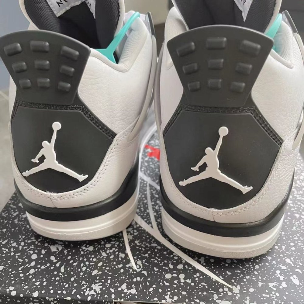 Jordan 4 Military black - Picture 5 of 7